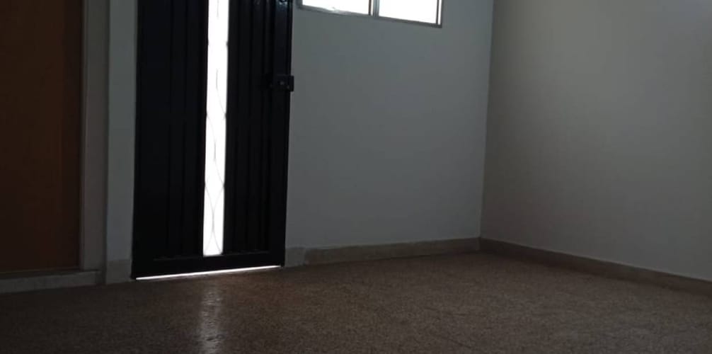 Apartamento de 2 alcobas en arriendo en Guayaquil, Medellín, 83 m² · foto 4 de 9