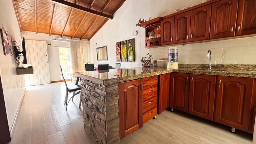 Casa en venta en Suramérica, Itagüí · foto 4 de 14