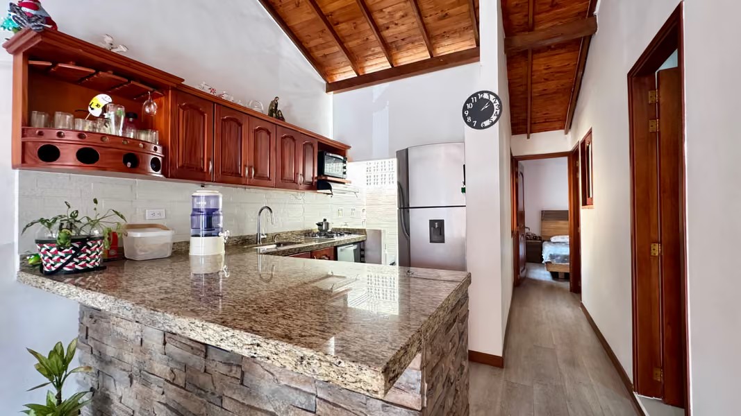 Casa en venta en Suramérica, Itagüí · foto 6 de 14