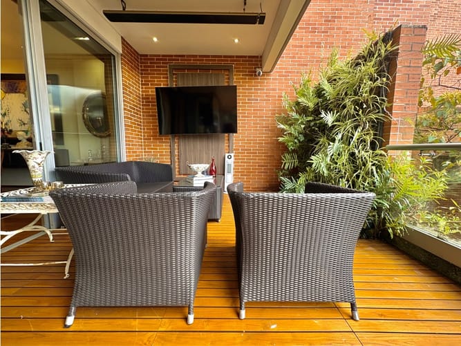 Apartamento de 3 alcobas en venta en Los Rosales, Bogotá, 402 m² · foto 9 de 24