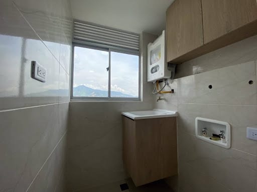 Apartamento de 3 alcobas en arriendo en Aliadas Del Sur, Sabaneta, 64 m² · foto 3 de 13