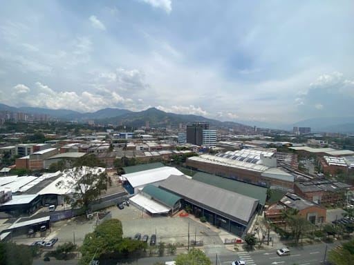 Apartamento de 3 alcobas en arriendo en Aliadas Del Sur, Sabaneta, 64 m² · foto 11 de 13