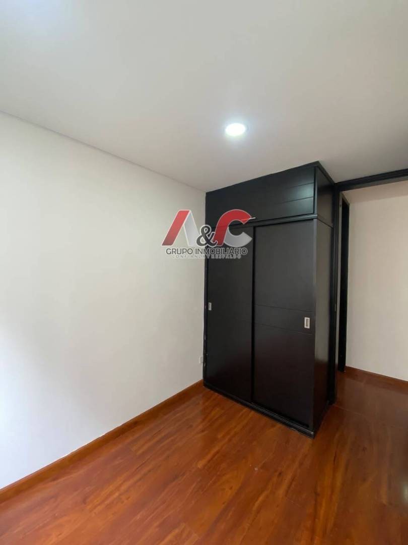 Apartamento en venta en Castilla, Bogotá · foto 9 de 12