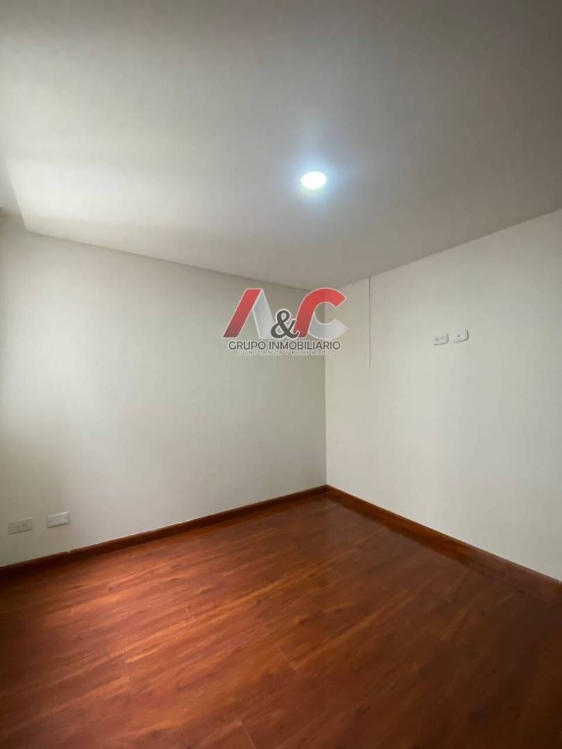 Apartamento en venta en Castilla, Bogotá · foto 11 de 12