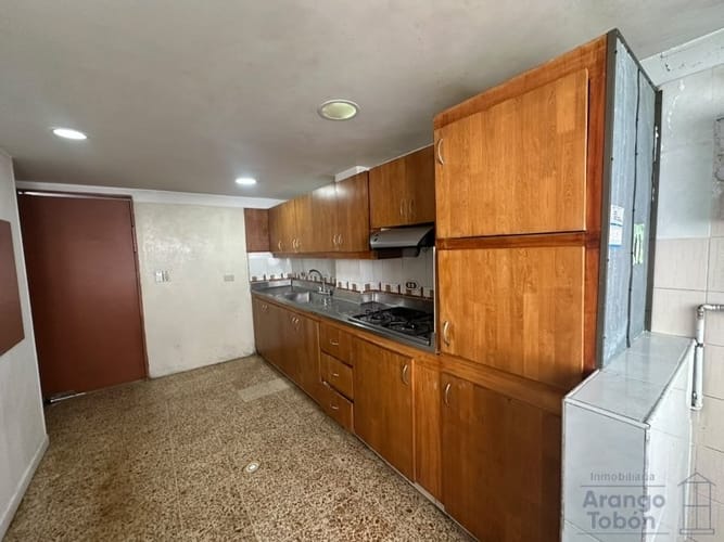 Apartamento de 4 alcobas en arriendo en San Joaquin, Medellín, 90 m² · foto 5 de 12