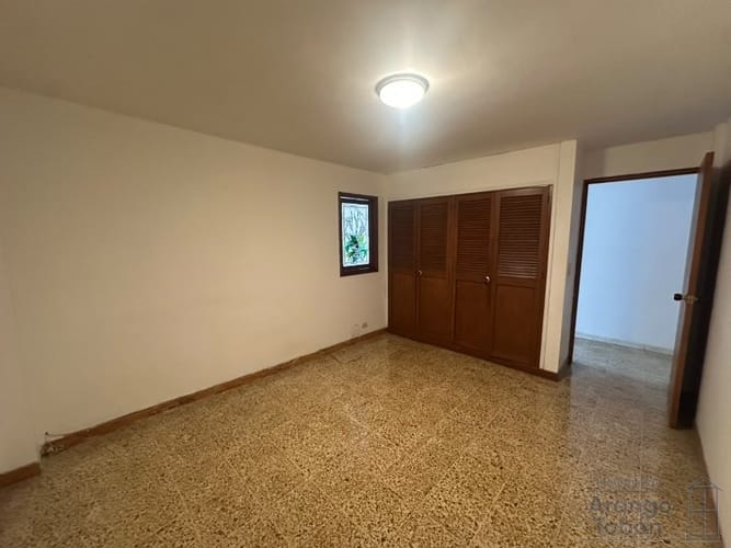 Apartamento de 4 alcobas en arriendo en San Joaquin, Medellín, 90 m² · foto 7 de 12