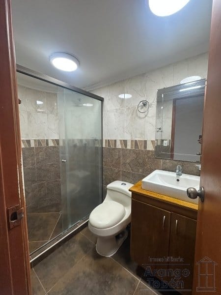 Apartamento de 4 alcobas en arriendo en San Joaquin, Medellín, 90 m² · foto 10 de 12