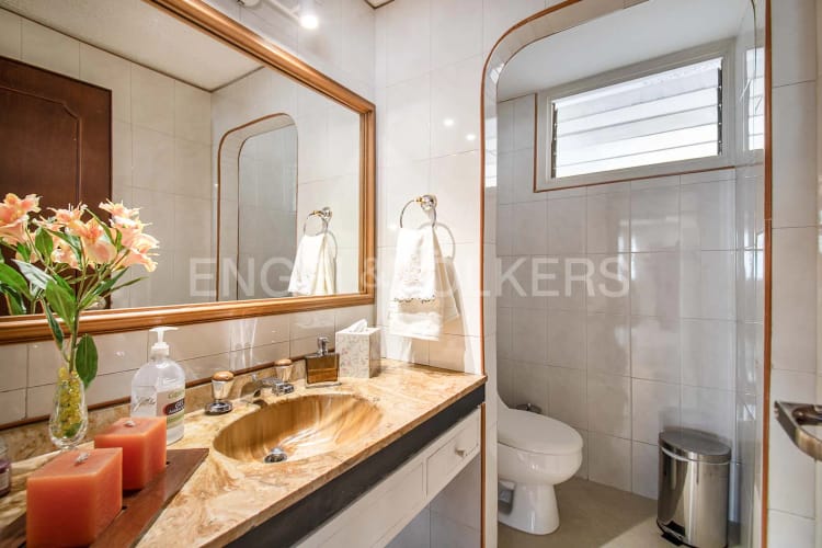 Apartamento de 3 alcobas en venta en Chicó Navarra, Bogotá, 204 m² · foto 10 de 19