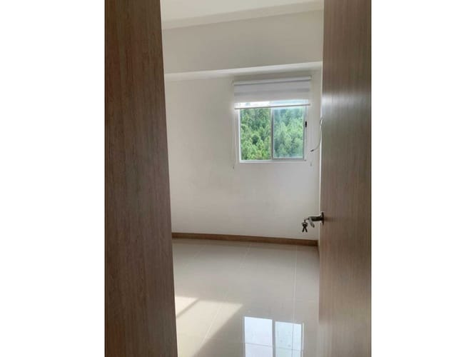 Apartamento de 3 alcobas en venta en Bellavista, Bello, 64 m² · foto 7 de 11