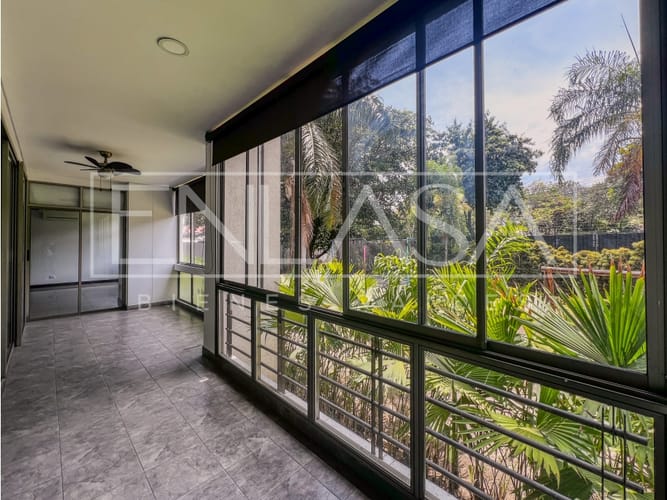 Apartamento de 3 alcobas en venta en Pance, Cali, 190 m² · foto 2 de 23