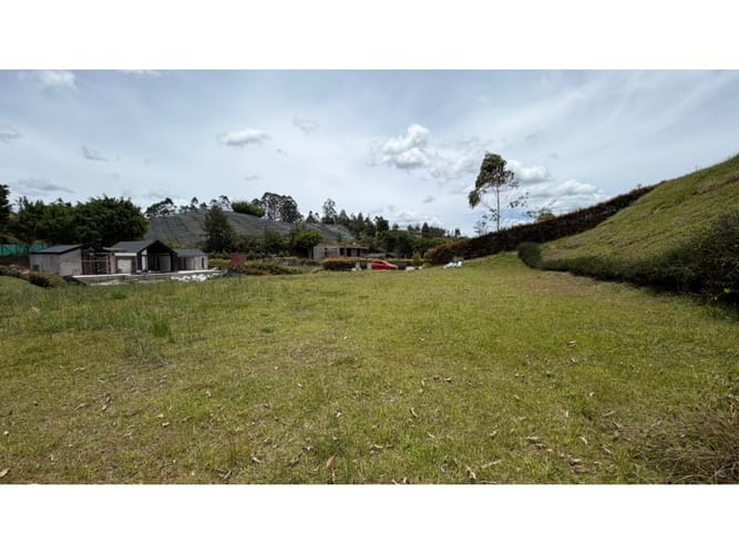 Lote en venta en San Antonio De Pereira, El Carmen de Viboral, 2200 m² · foto 5 de 7