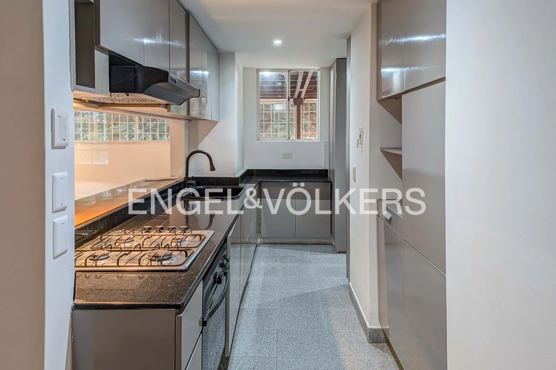 Apartamento en venta en Los Balsos, Medellín · foto 6 de 13