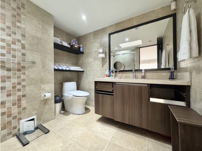 Casa de 3 alcobas en venta en Niza, Bogotá, 338 m² · foto 10 de 14