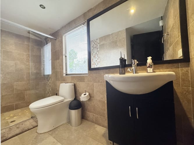 Casa de 3 alcobas en venta en Niza, Bogotá, 338 m² · foto 11 de 14