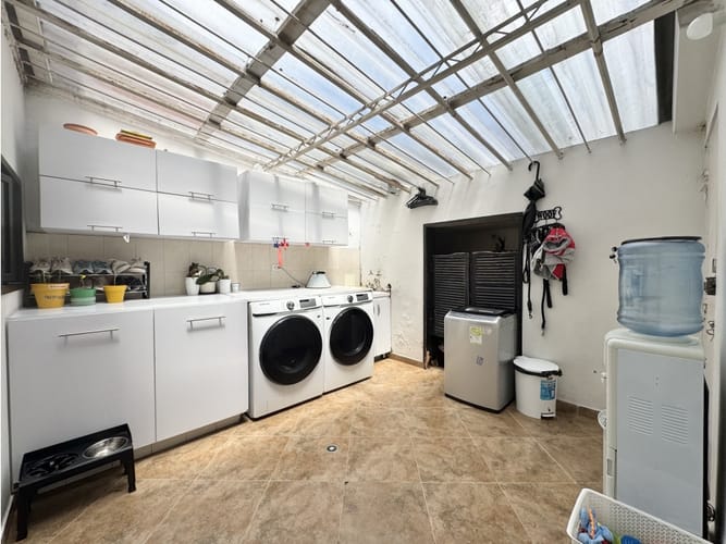 Casa de 3 alcobas en venta en Niza, Bogotá, 338 m² · foto 12 de 14