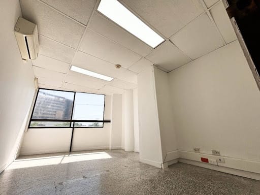 Bodega en arriendo en Las Vegas, Itagüí, 241 m² · foto 13 de 24