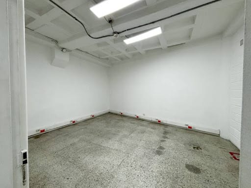 Bodega en arriendo en Las Vegas, Itagüí, 241 m² · foto 19 de 24