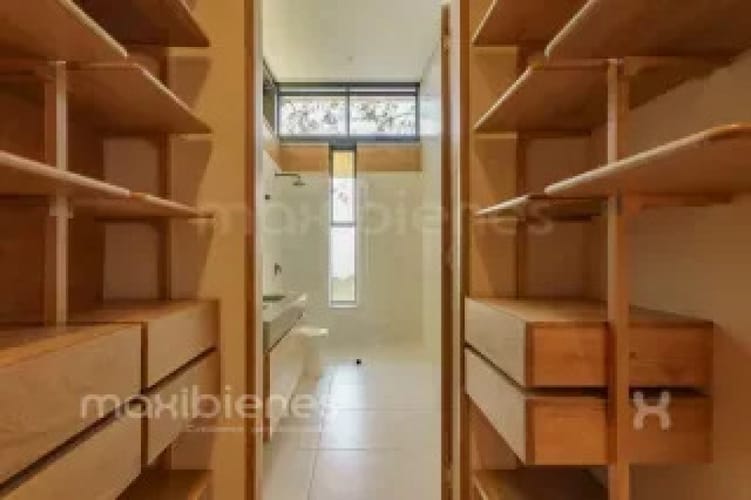Casa de 3 alcobas en arriendo en El Carmen De Viboral, Rionegro, 260 m² · foto 4 de 10