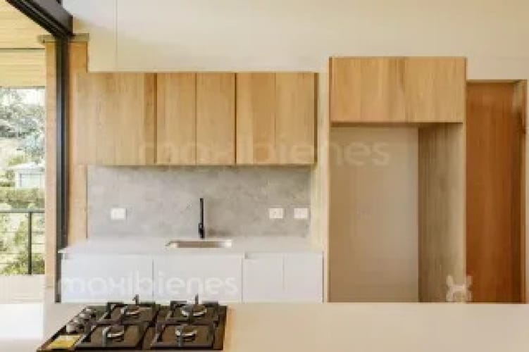 Casa de 3 alcobas en arriendo en El Carmen De Viboral, Rionegro, 260 m² · foto 9 de 10