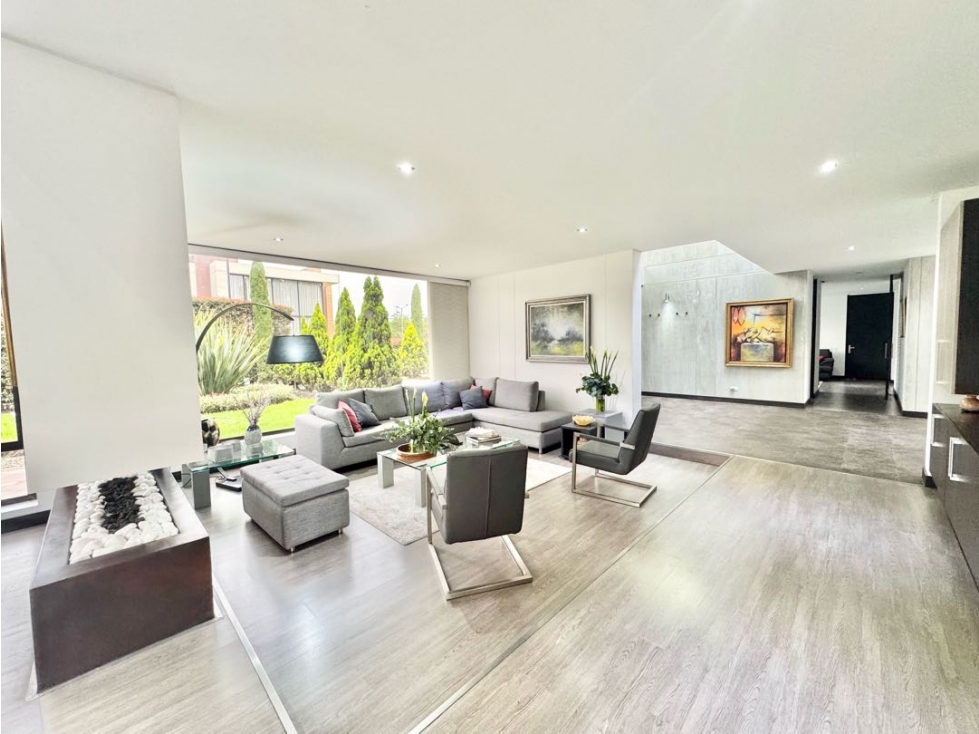 Casa en venta en Guaymaral, Bogotá · foto 3 de 24