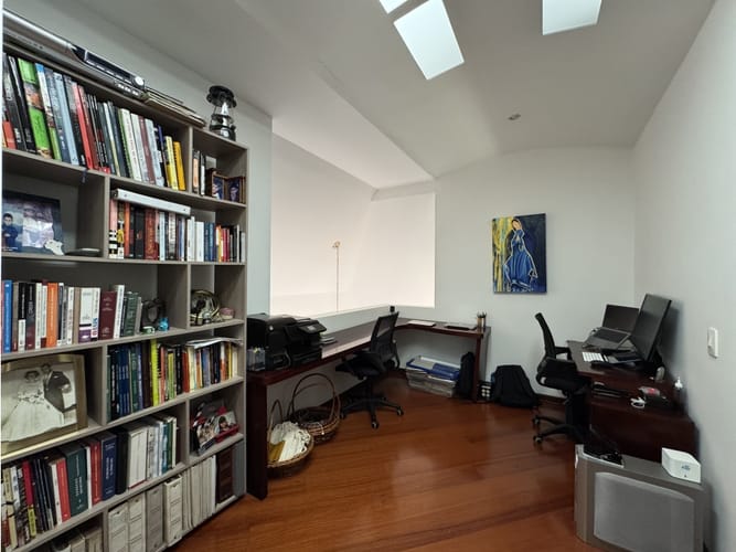 Apartamento en venta en Santa Barbara, Bogotá · foto 8 de 17