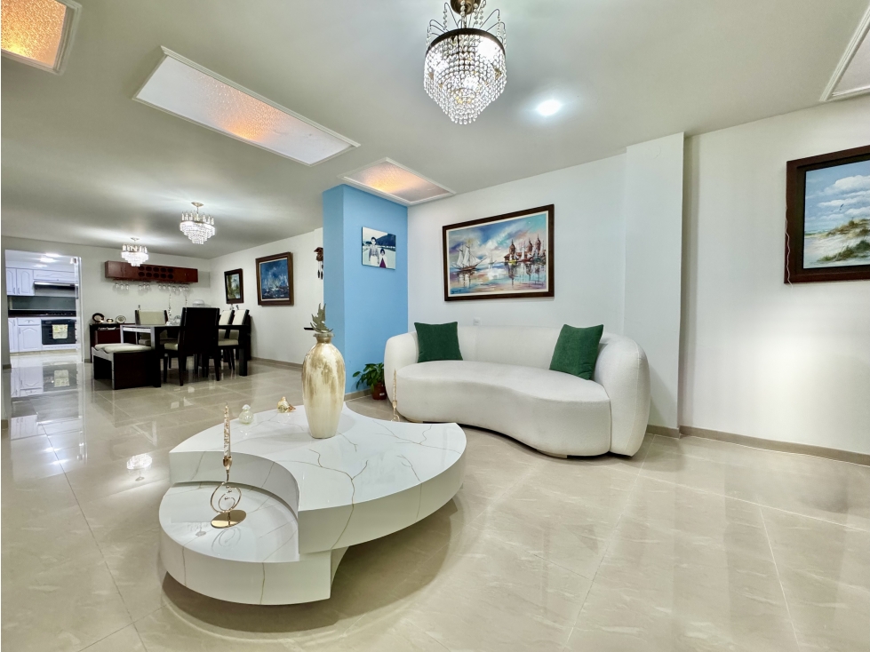Apartamento en venta en Santa Barbara, Bogotá · foto 2 de 16