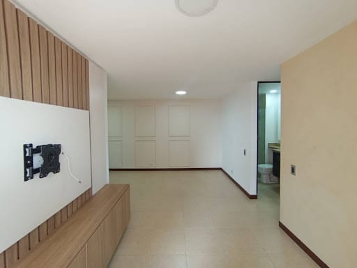 Apartamento de 3 alcobas en arriendo en Perpetuo Socorro, Medellín, 90 m² · foto 3 de 21