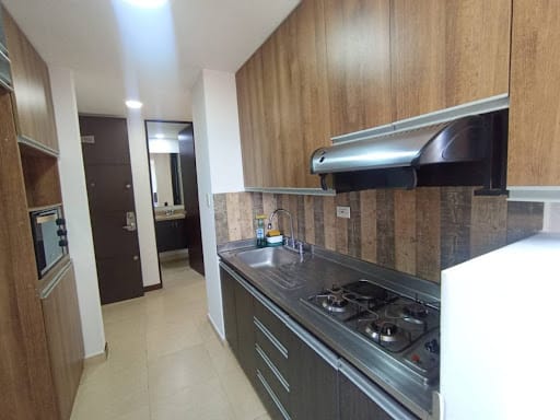 Apartamento de 3 alcobas en arriendo en Perpetuo Socorro, Medellín, 90 m² · foto 5 de 21