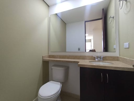Apartamento de 3 alcobas en arriendo en Perpetuo Socorro, Medellín, 90 m² · foto 16 de 21