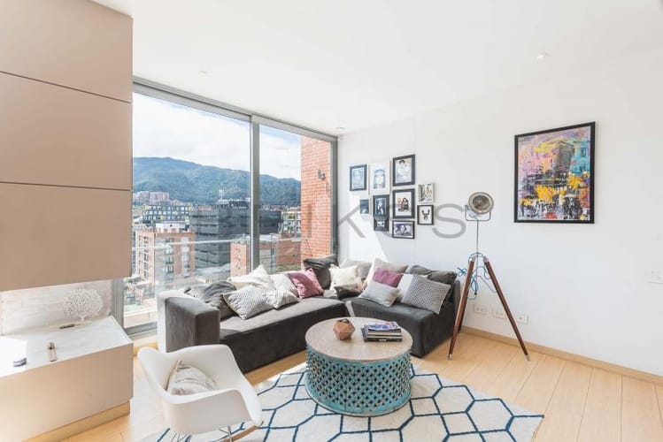 Apartamento de 2 alcobas en arriendo en Chico, Bogotá, 163 m² · foto 3 de 21