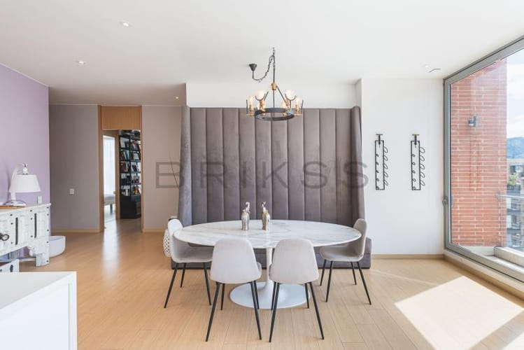 Apartamento de 2 alcobas en arriendo en Chico, Bogotá, 163 m² · foto 5 de 21