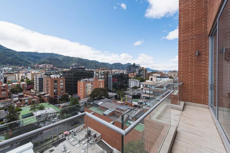 Apartamento de 2 alcobas en arriendo en Chico, Bogotá, 163 m² · foto 7 de 21