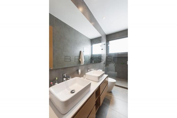 Apartamento de 2 alcobas en arriendo en Chico, Bogotá, 163 m² · foto 18 de 21