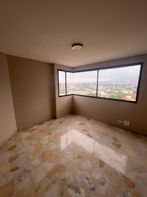 Apartamento de 4 alcobas en venta en Quintas De Don Simon, Cali, 168 m² · foto 9 de 24