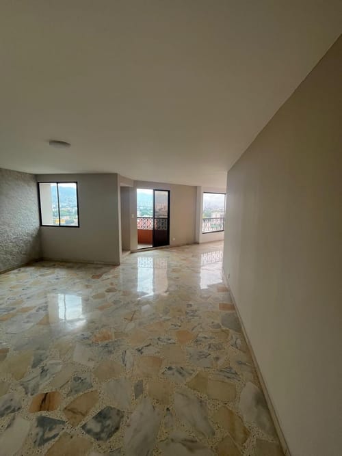 Apartamento de 4 alcobas en venta en Quintas De Don Simon, Cali, 168 m² · foto 4 de 24