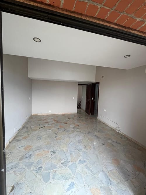 Apartamento de 4 alcobas en venta en Quintas De Don Simon, Cali, 168 m² · foto 3 de 24