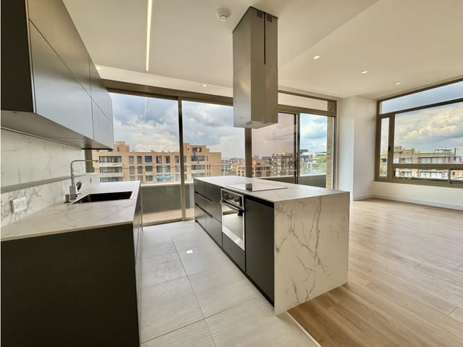 Apartamento de 3 alcobas en venta en Chico, Bogotá, 179 m² · foto 3 de 24
