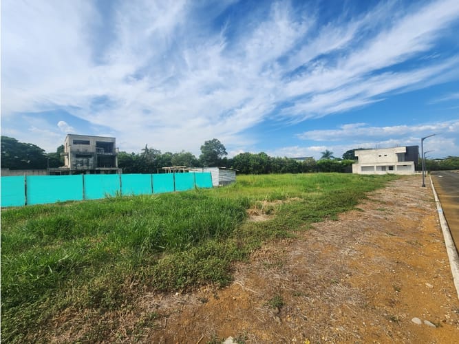 Lote en venta en Ciudad Country, Cali, 266 m² · foto 3 de 9