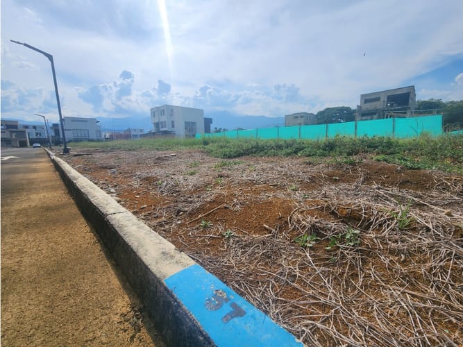Lote en venta en Ciudad Country, Cali, 266 m² · foto 6 de 9