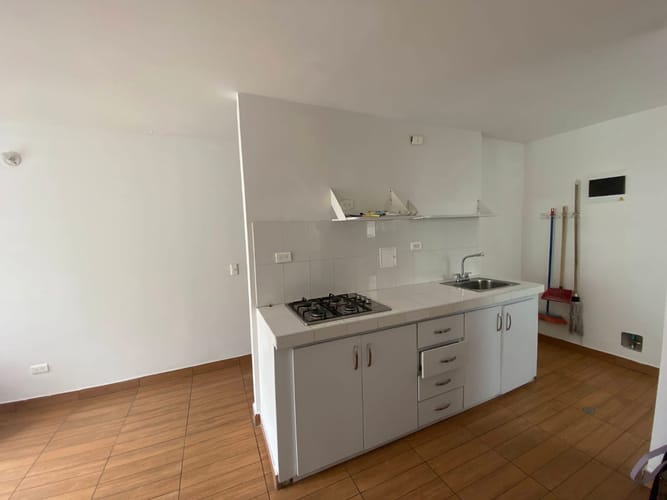Apartamento de 3 alcobas en venta en Los Laureles, Pasto, 58 m² · foto 6 de 10