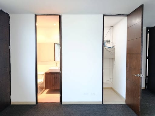 Oficina en arriendo en Milla De Oro, Medellín, 95 m² · foto 6 de 8