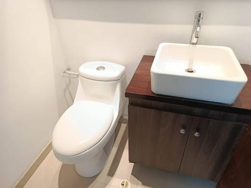 Oficina en arriendo en Milla De Oro, Medellín, 95 m² · foto 7 de 8