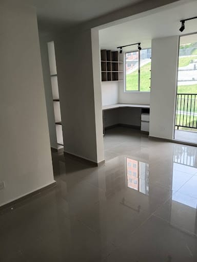 Apartamento de 2 alcobas en arriendo en El Porvenir, Rionegro, 58 m² · foto 3 de 14