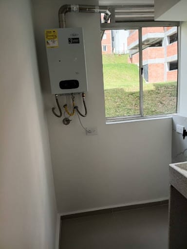 Apartamento de 2 alcobas en arriendo en El Porvenir, Rionegro, 58 m² · foto 12 de 14