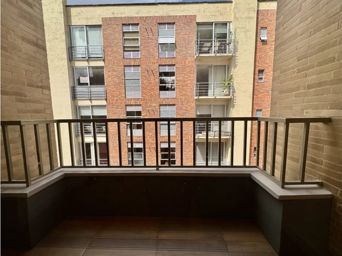 Apartamento de 1 alcoba en venta en Chico, Bogotá, 50 m² · foto 3 de 18