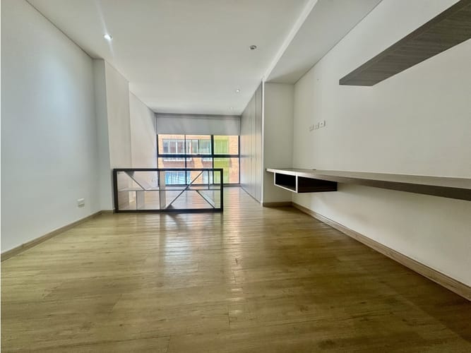 Apartaestudio en venta en Chapinero, Bogotá, 33 m² · foto 5 de 14