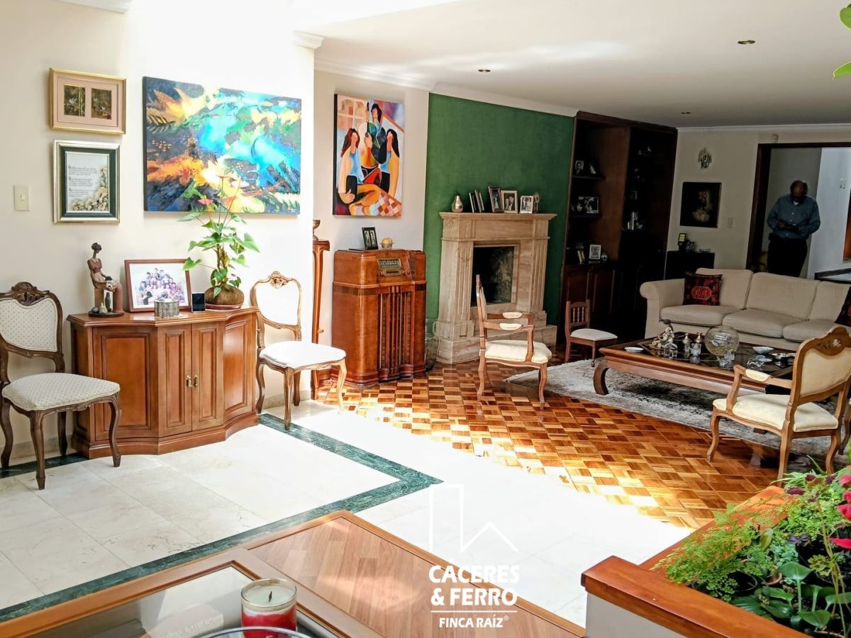 Casa en venta en Cedritos, Bogotá · foto 2 de 16