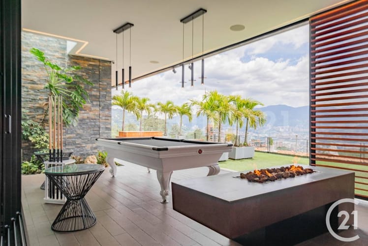 Apartamento de 3 alcobas en venta en Las Palmas, Medellín, 476 m² · foto 5 de 23