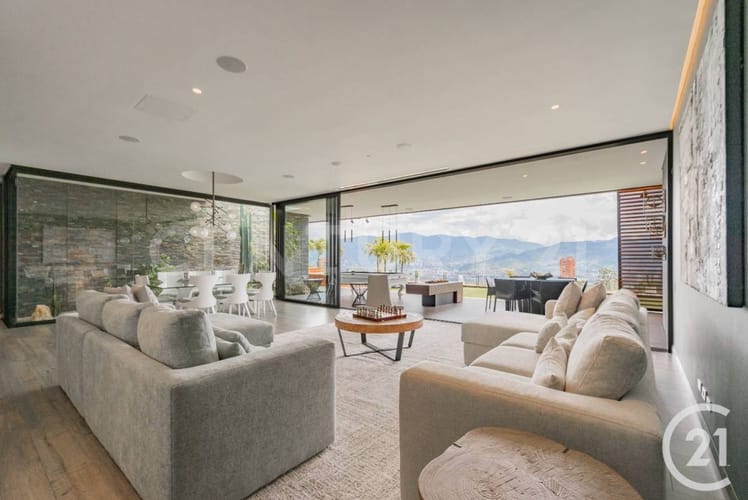 Apartamento de 3 alcobas en venta en Las Palmas, Medellín, 476 m² · foto 21 de 23