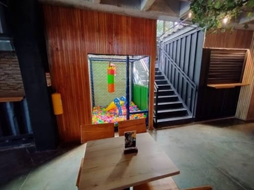 Local en arriendo en Llano Grande, Rionegro, 16 m² · foto 2 de 8